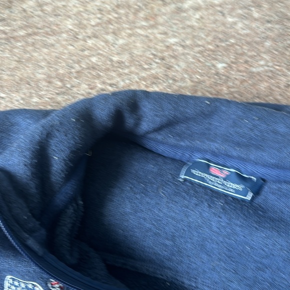 Vineyard vines navy 1/2 zip - Picture 9 of 9
